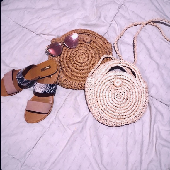 ✨2 LEFT✨NEW Woven Bag - Picture 2 of 7